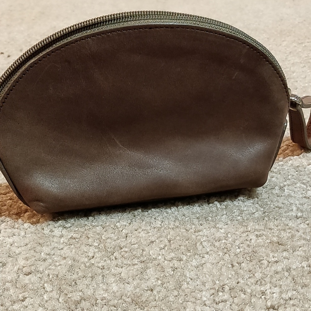 * Leather Wristlet Clutch Unbranded